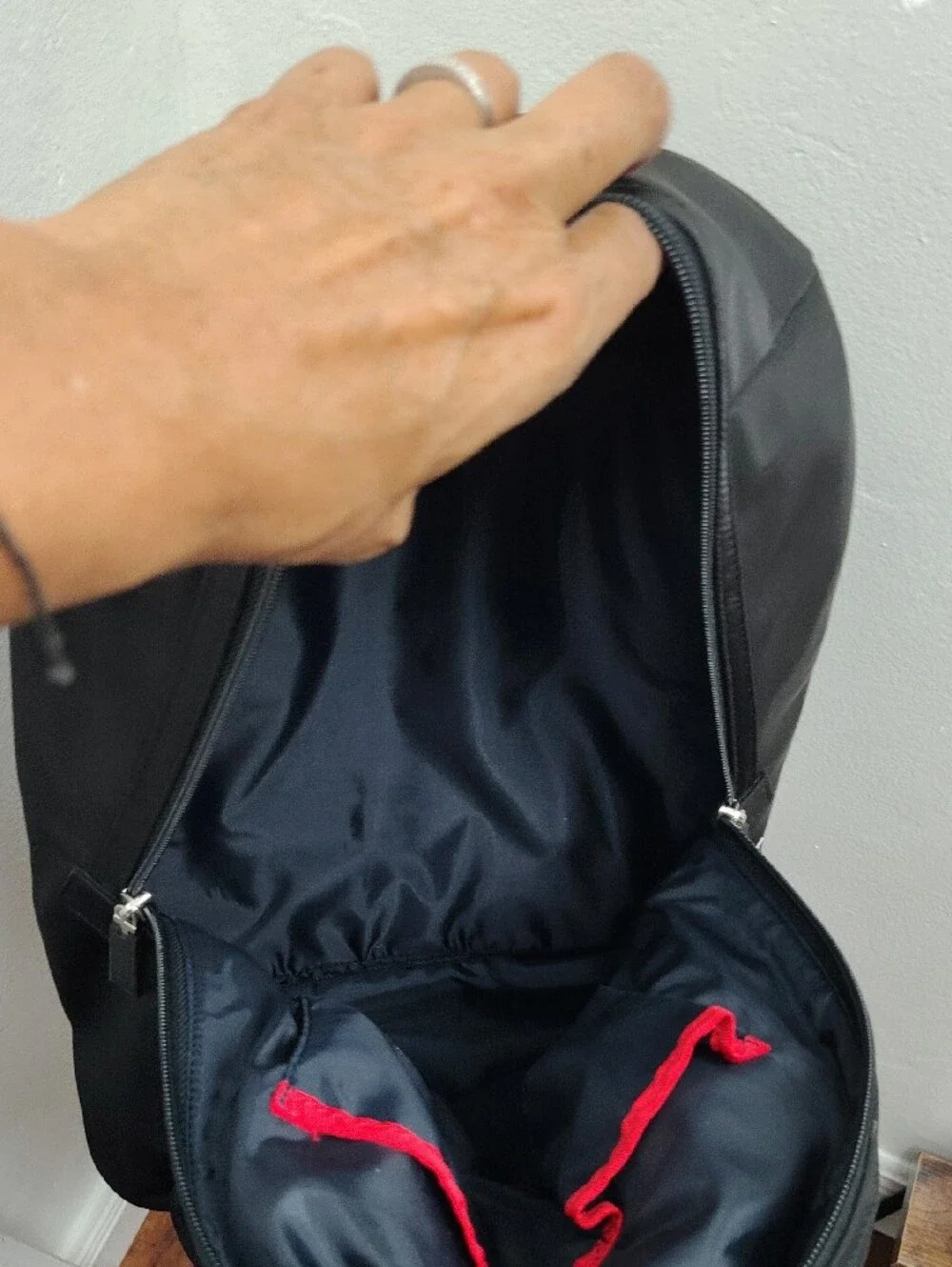 New Tommy Hilfiger Solid Black Everyday Backpack Classic Design School Bag
